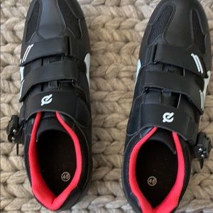 Men’s peloton shoes